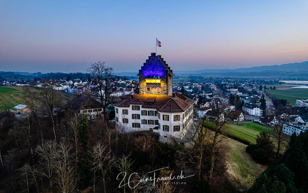 Schloss Uster beleuchtet