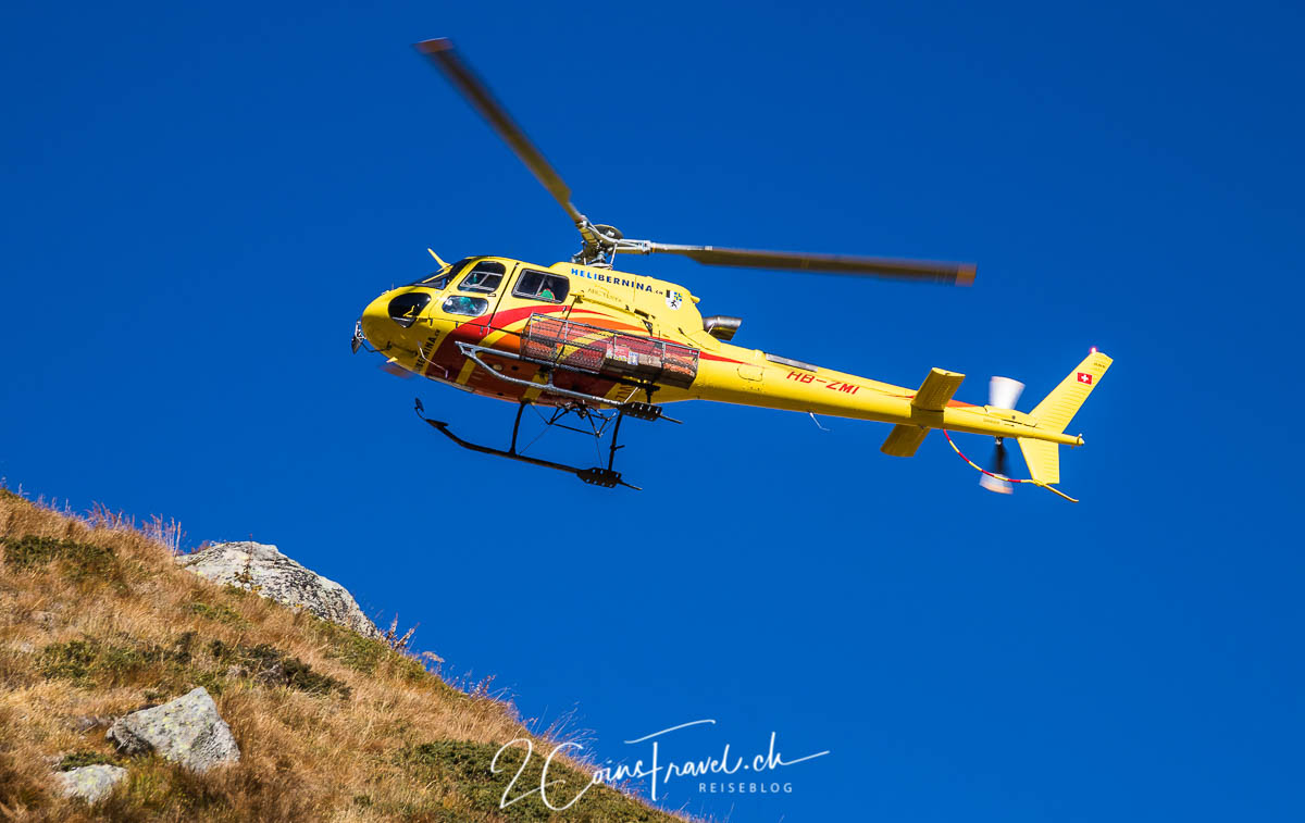 Hubschrauber an der Bovalhütte