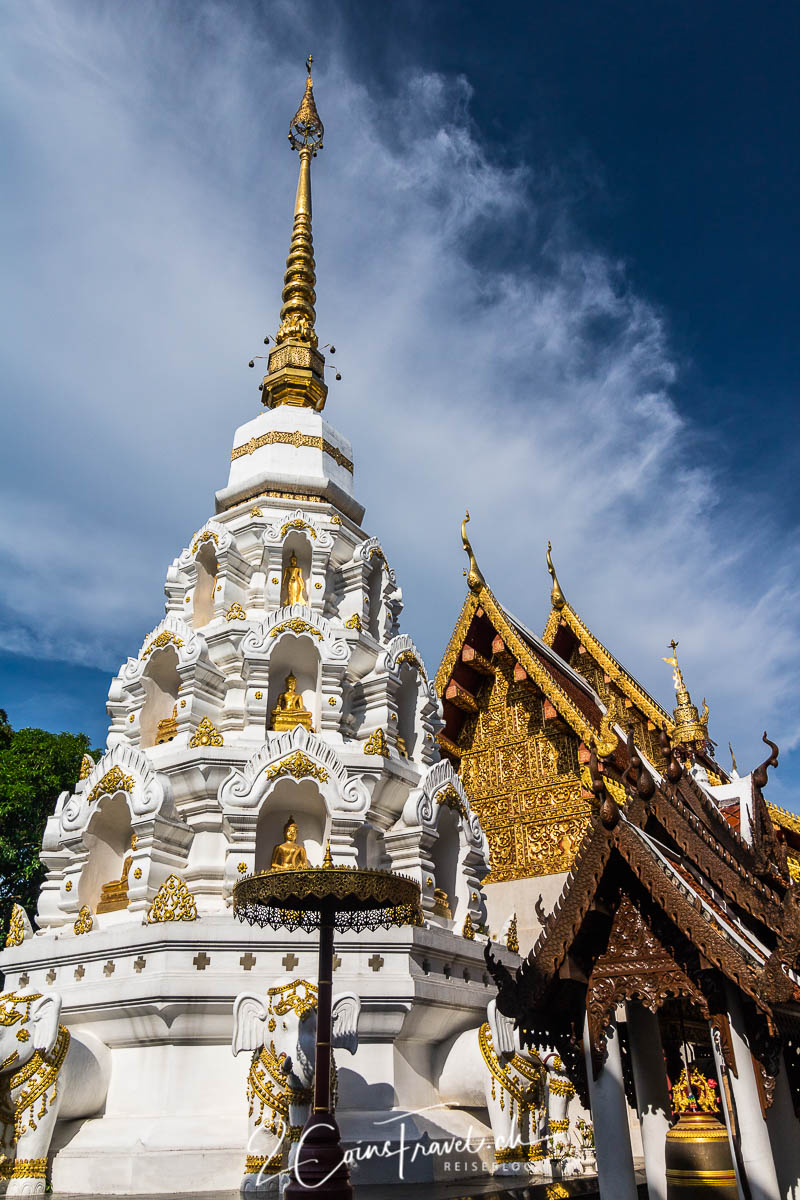 Wat Klang Wiang Chiang Rai
