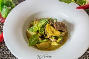 Kaeng Kiaw Wan Nua - แกงเขียวหวานเนื้อ