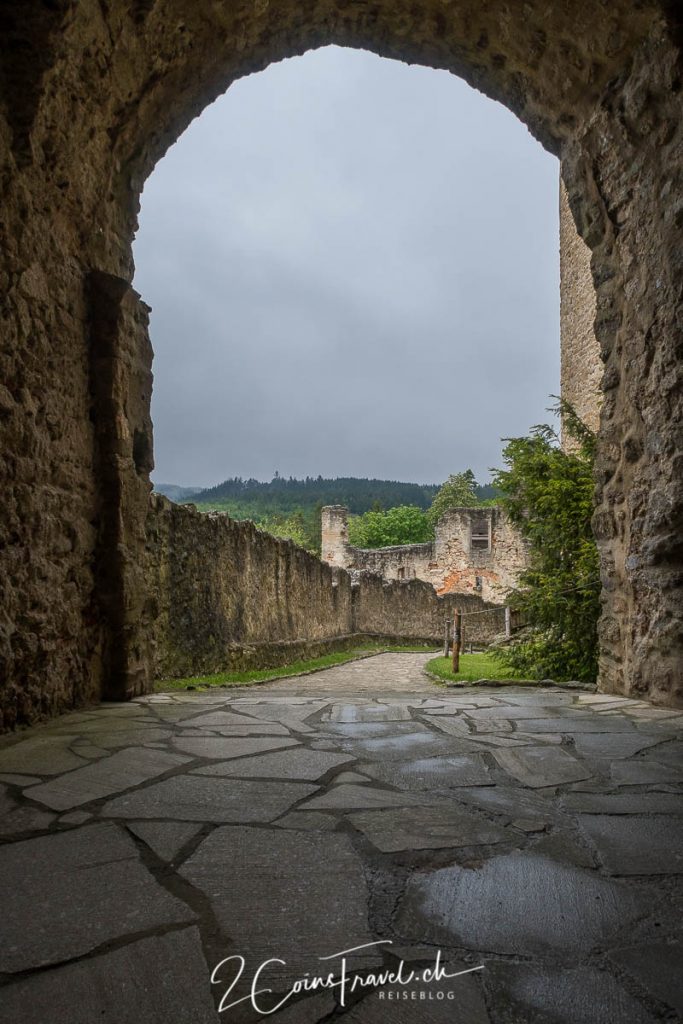 Burg Landstein Tor