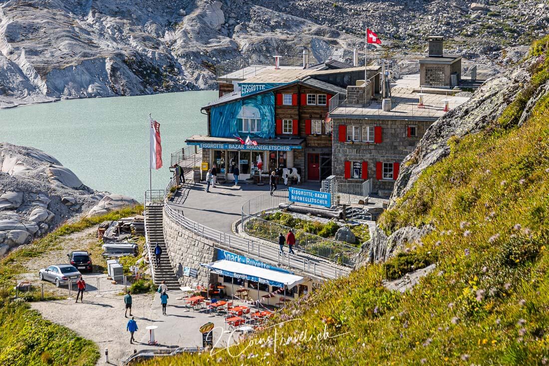 Eisgrotte Bazar Rhonegletscher